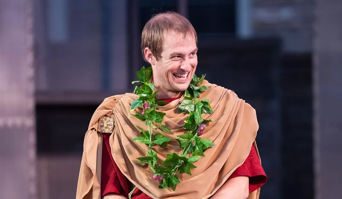 Friends/ Romans/ Countrymen